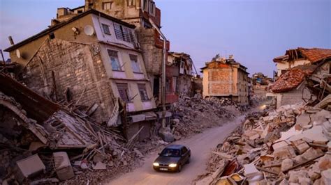 Canada to accept more Syrian, Turkish residents after earthquake